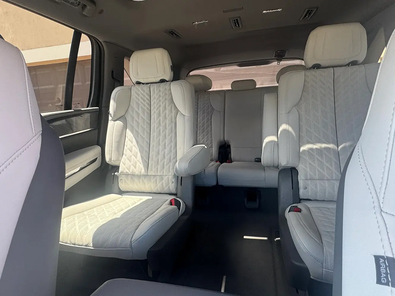 Cadillac Escalade IQ — image 2